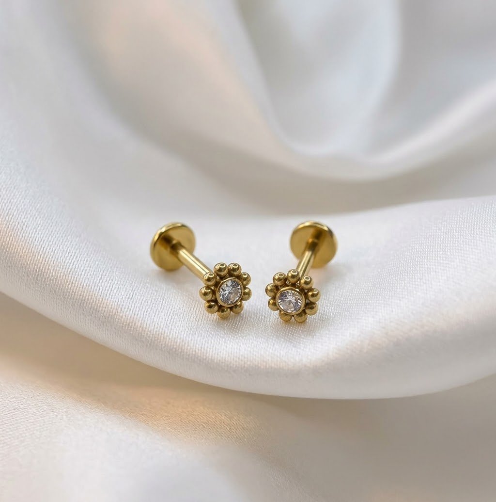 mini beaded flower ear stud